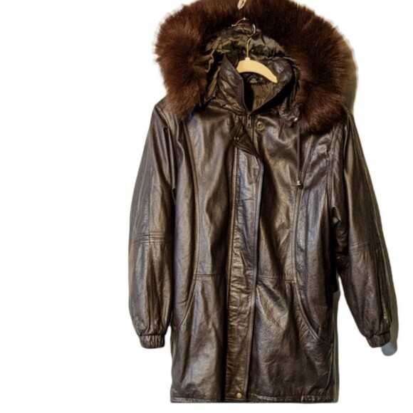 Jacqueline Ferrar Jackets & Blazers - Vintage Jacqueline Ferrar leather coat Small fur trim detachable hood brown
